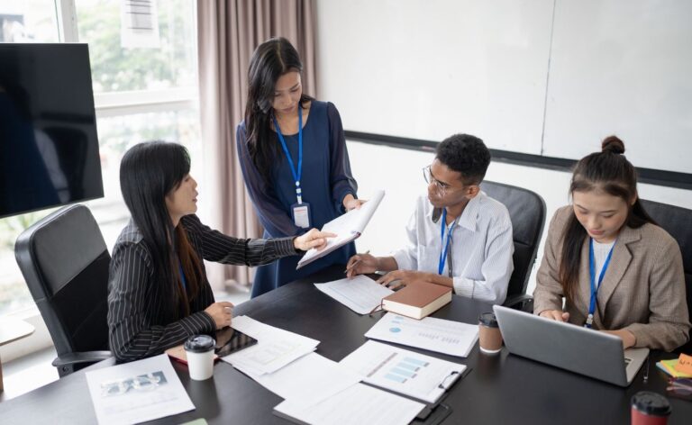 Business English: Management & Leadership Certificate Course